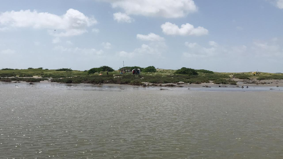 SHC restrains DHA from reclaiming coastal land till Nov 16 - Vimarsana News