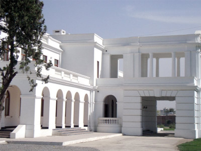 pakistan embassy dismisses reports of consulate s closure diplomats relocation in kabul