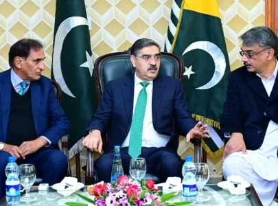 civil military leadership salutes kashmiris on solidarity day condemns indian actions in iiojk civil military leadership salutes kashmiris on solidarity day condemns indian actions in iiojk