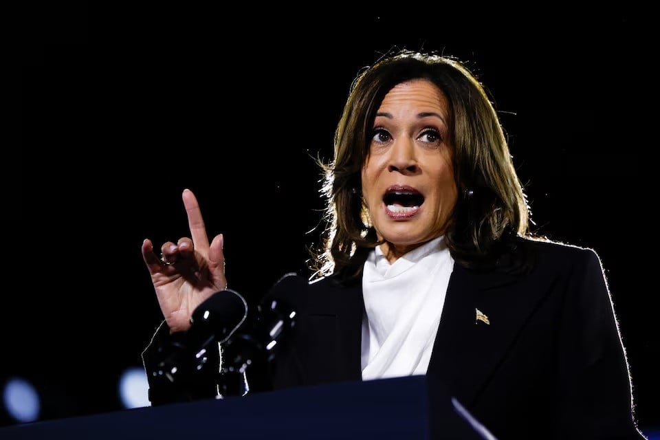 democratic presidential nominee us vice president kamala harris delivers a speech on the national mall one week before the november 5 us presidential election in washington on october 29 2024 photo reuters