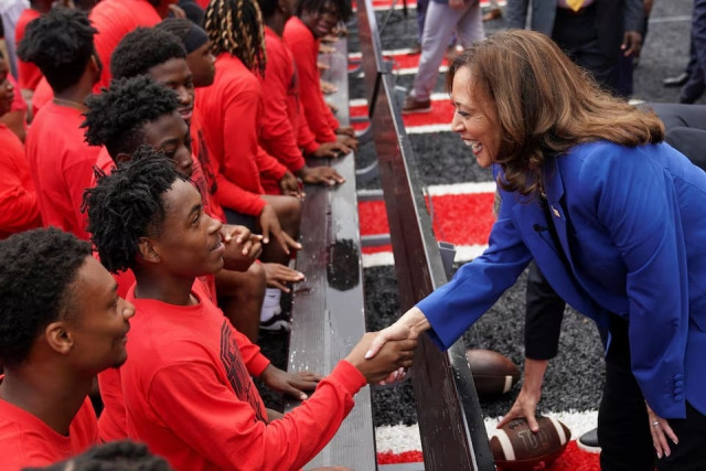 harris calls out trump s tactics as cowardly in pennsylvania speech harris calls out trump s tactics as cowardly in pennsylvania speech