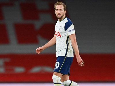 kane hints at man city move kane hints at man city move