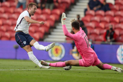 kane holds key to england s euro challenge