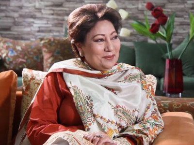 celebrities mourn kanwal naseer s death