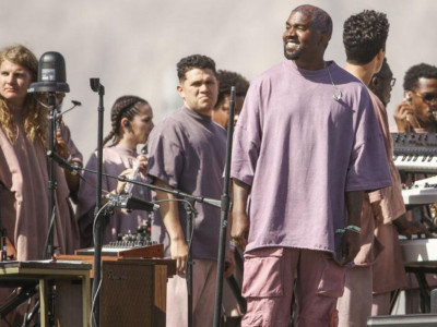 kanye west faces two class action lawsuits