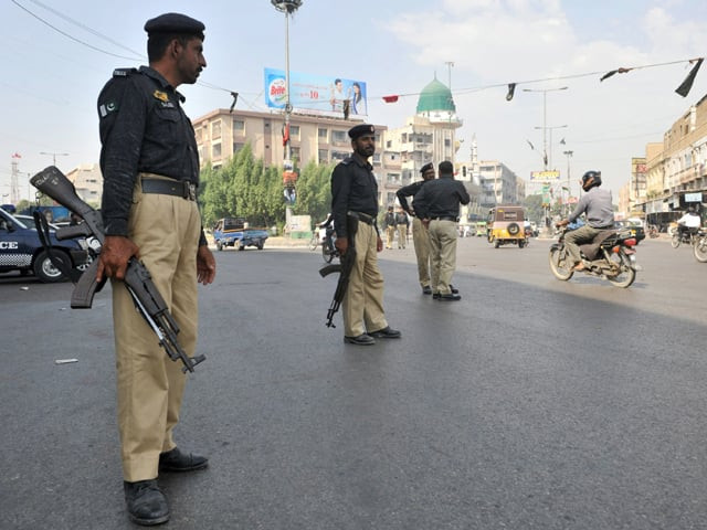 police in danger of being attacked police in danger of being attacked