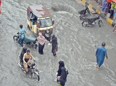 rains damaged 97 roads say traffic police