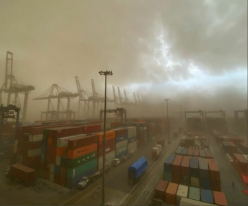 strong winds break torrid spell in karachi strong winds break torrid spell in karachi