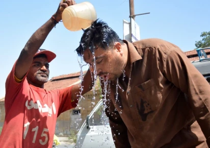 Heatwave risk looms large over Karachi