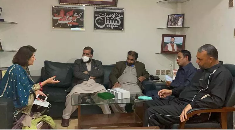 austrian german writer discusses kashmir issue with jksm chairman austrian german writer discusses kashmir issue with jksm chairman