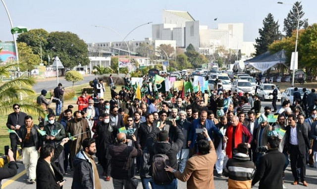 a rally was held in islamabad on saturday to express support to kashmiris for their right to self determination photo express a rally was held in islamabad on saturday to express support to kashmiris for their right to self determination photo express