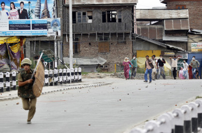 indian kashmir under curfew as fifth protestor dies
