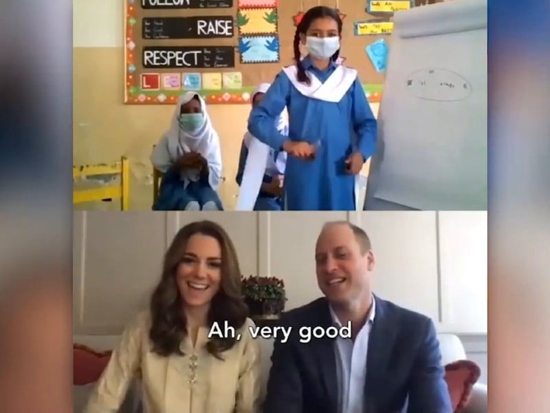 duke and duchess of cambridge prince william and kate middleton playing pictionary with pakistani schoolchildren screengrab