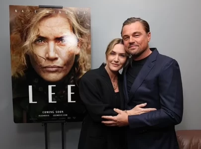 leonardo dicaprio and kate winslet reunite at la screening of lee 27 years after titanic leonardo dicaprio and kate winslet reunite at la screening of lee 27 years after titanic