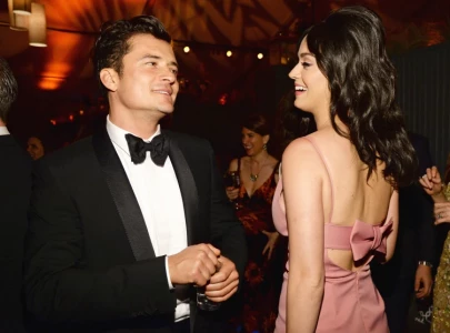 orlando bloom gushes about katy perry we build sandcastles together