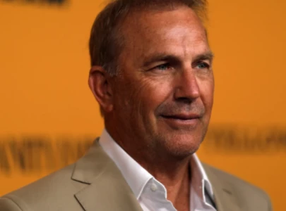 kevin costner reveals filming hidden figures on morphine due to severe kidney stones