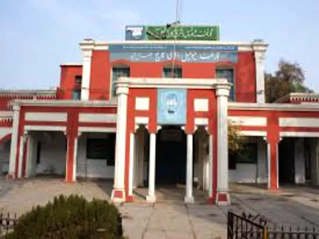 saving legacy of century old khalsa college saving legacy of century old khalsa college