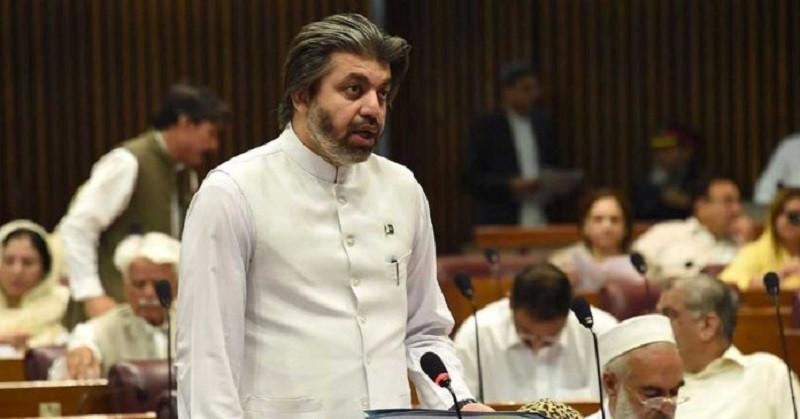 former minister of state for parliamentary affairs ali muhammad khan at the senate session on january 18 2022 photo app