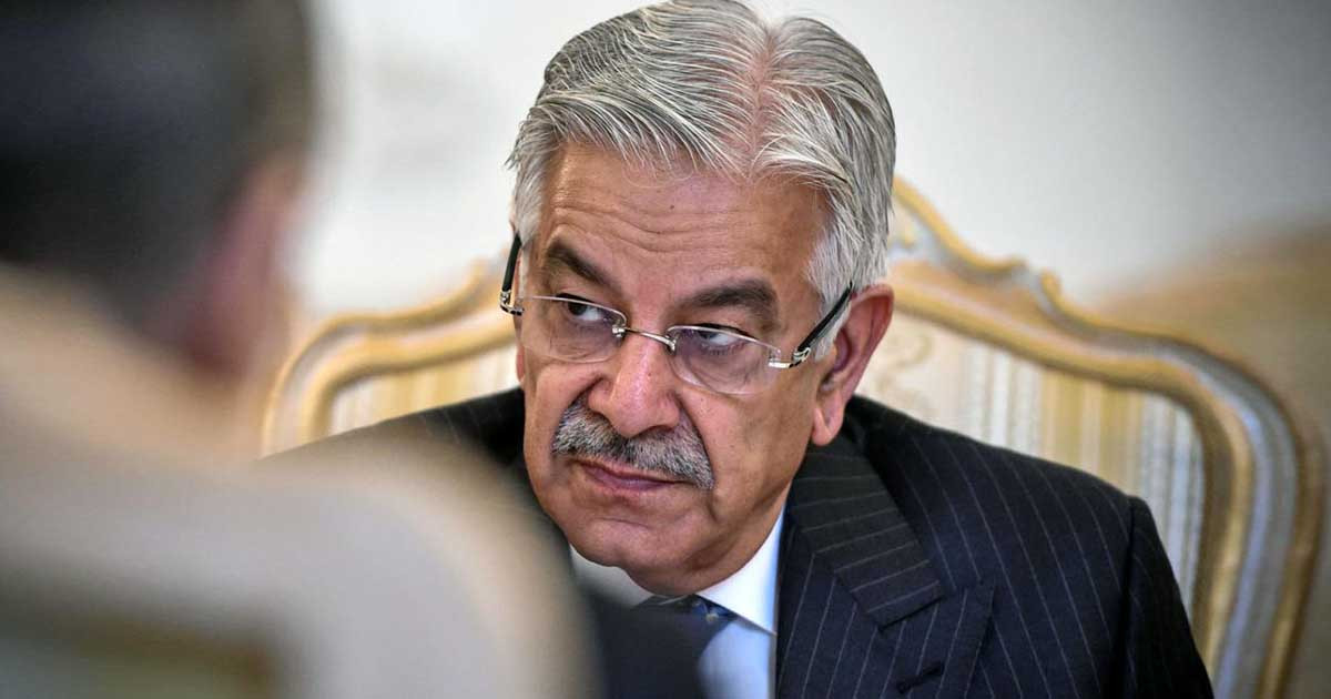 ‘We respect courts, courts should respect us’:  Khawaja Asif defends govt’s move to ban PTI | The Express Tribune