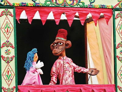 puppet festival of colours music and mastery of movement