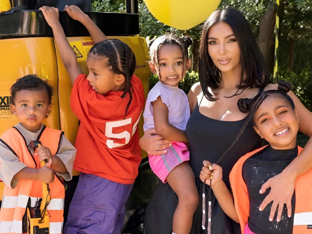 photo kim kardashian instagram photo kim kardashian instagram