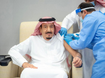 saudi king receives first dose of a coronavirus vaccine  spa