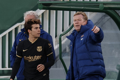 koeman pleased as barca midfielders muck in with goals koeman pleased as barca midfielders muck in with goals