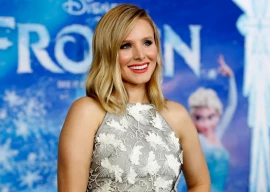 kristen bell s sag awards monologue mixes humor and heartfelt tributes