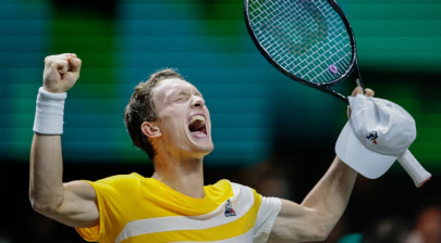 lehecka sets up tsitsipas clash lehecka sets up tsitsipas clash