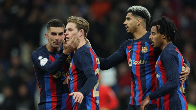 galvanised barcelona host valencia in la liga galvanised barcelona host valencia in la liga