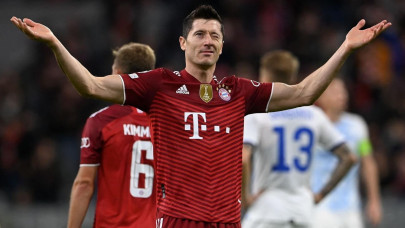 lewandowski favourite to win ballon d or