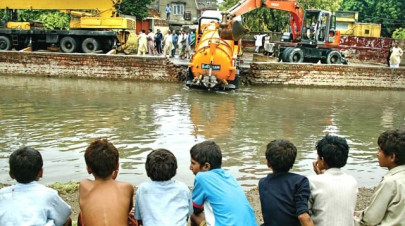 shahbaz declares rainwater victory shahbaz declares rainwater victory