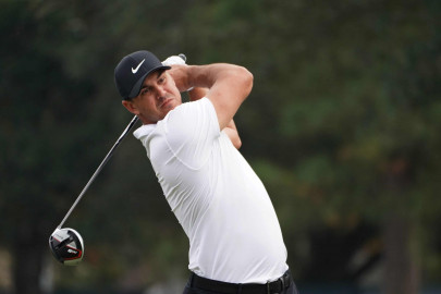 koepka grabs bumper liv payday