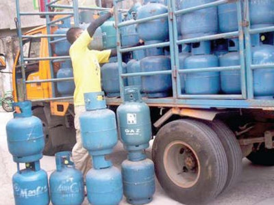 lpg tanker overturns near kot addu lpg tanker overturns near kot addu