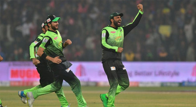 lahore qalandars crowned champions of hbl psl 7 lahore qalandars crowned champions of hbl psl 7