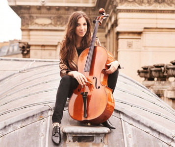 cellist turns locked down museums into backdrop for healing art