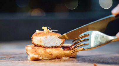 lab grown meat makes historic debut in singapore lab grown meat makes historic debut in singapore