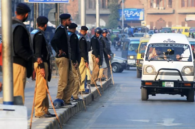 sunni ittehad council reaches outskirts of lahore sunni ittehad council reaches outskirts of lahore