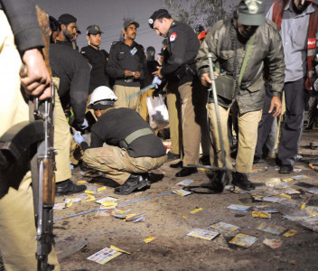 injured five in critical condition