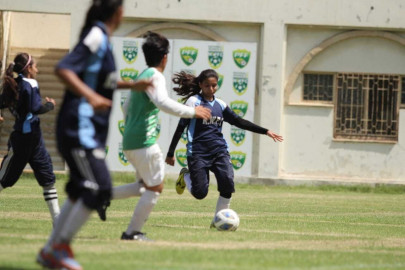 football circus continues