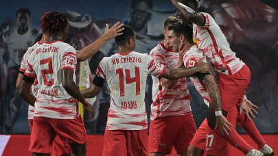 marsch wins battle of us bosses as leipzig thrash stuttgart