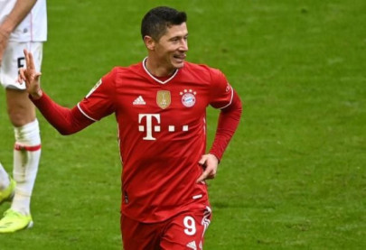 lewandowski will stay patient with bundesliga record in reach lewandowski will stay patient with bundesliga record in reach