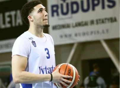 liangelo ball captivates fans with hit song tweaker prepares for rolling loud performance