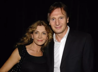 liam neeson reflects on family support after wife natasha richardson s tragic death