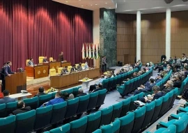 libya s parliament replaces tripoli government appoints new military leader libya s parliament replaces tripoli government appoints new military leader