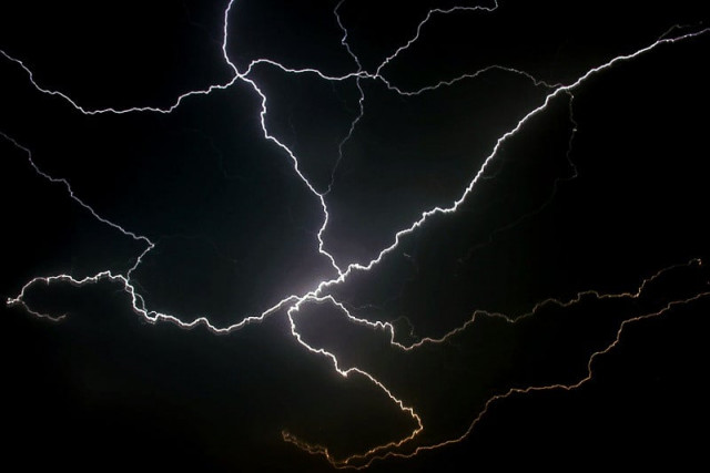 flash floods and lightning kill dozens of people in india each year photo file flash floods and lightning kill dozens of people in india each year photo file