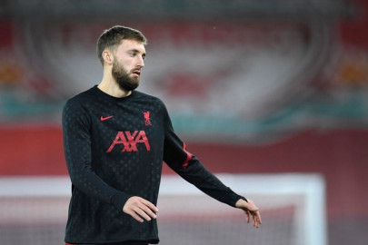 liverpool s klopp hails defender phillips for strong league debut liverpool s klopp hails defender phillips for strong league debut