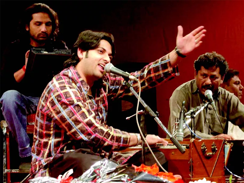 nadeem abbas enthralls audience at lok virsa nadeem abbas enthralls audience at lok virsa