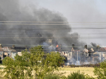 london s burning fire engulfs homes as uk temperatures hit record 40c london s burning fire engulfs homes as uk temperatures hit record 40c