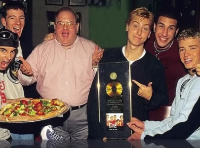 the scandalous rise and fall of lou pearlman the boy band mogul who built a ponzi scheme empire
